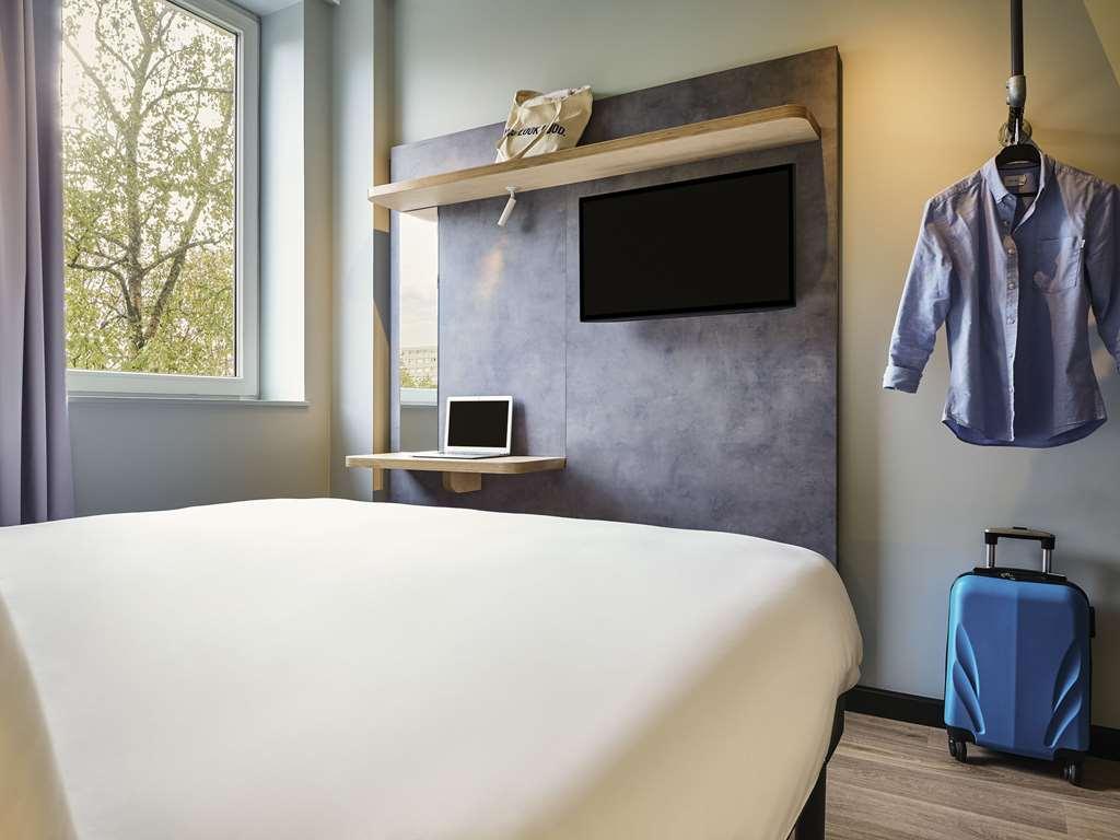 Ibis Budget Épinal Стая снимка