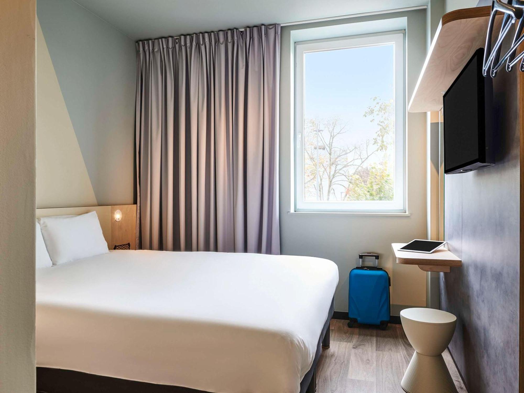 Ibis Budget Épinal Екстериор снимка
