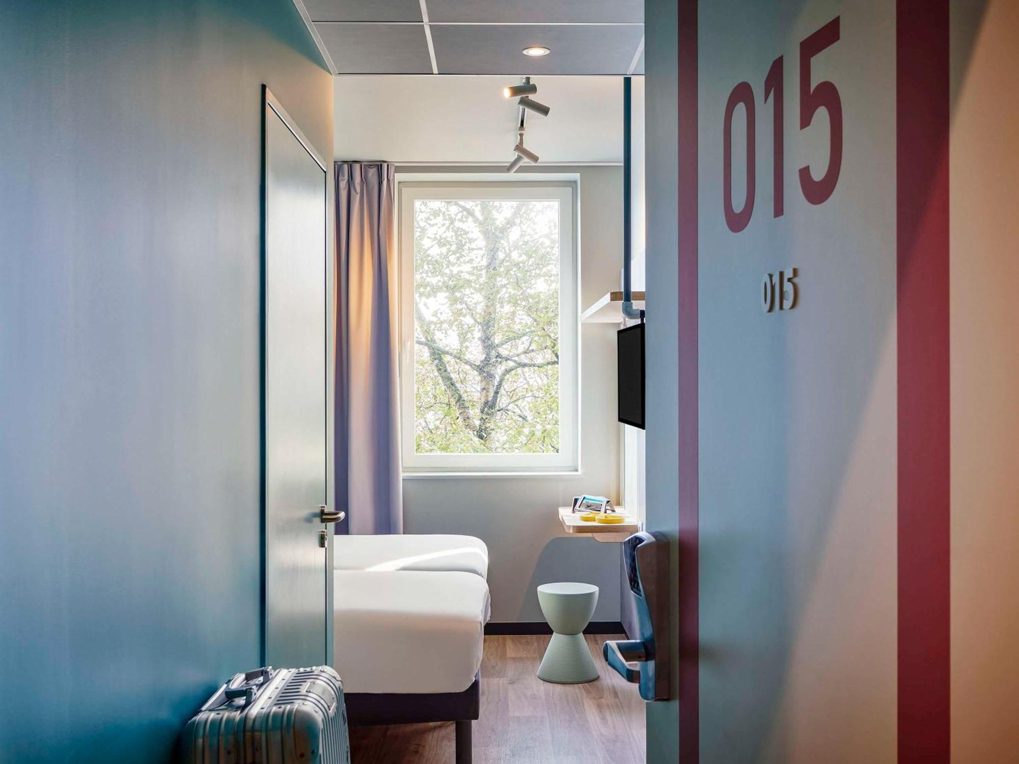 Ibis Budget Épinal Екстериор снимка